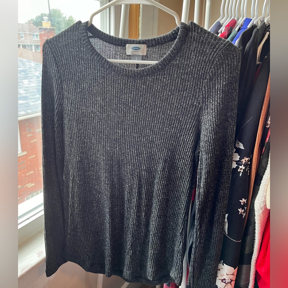 Old Navy - Gray Sweater Shirt - Size Small